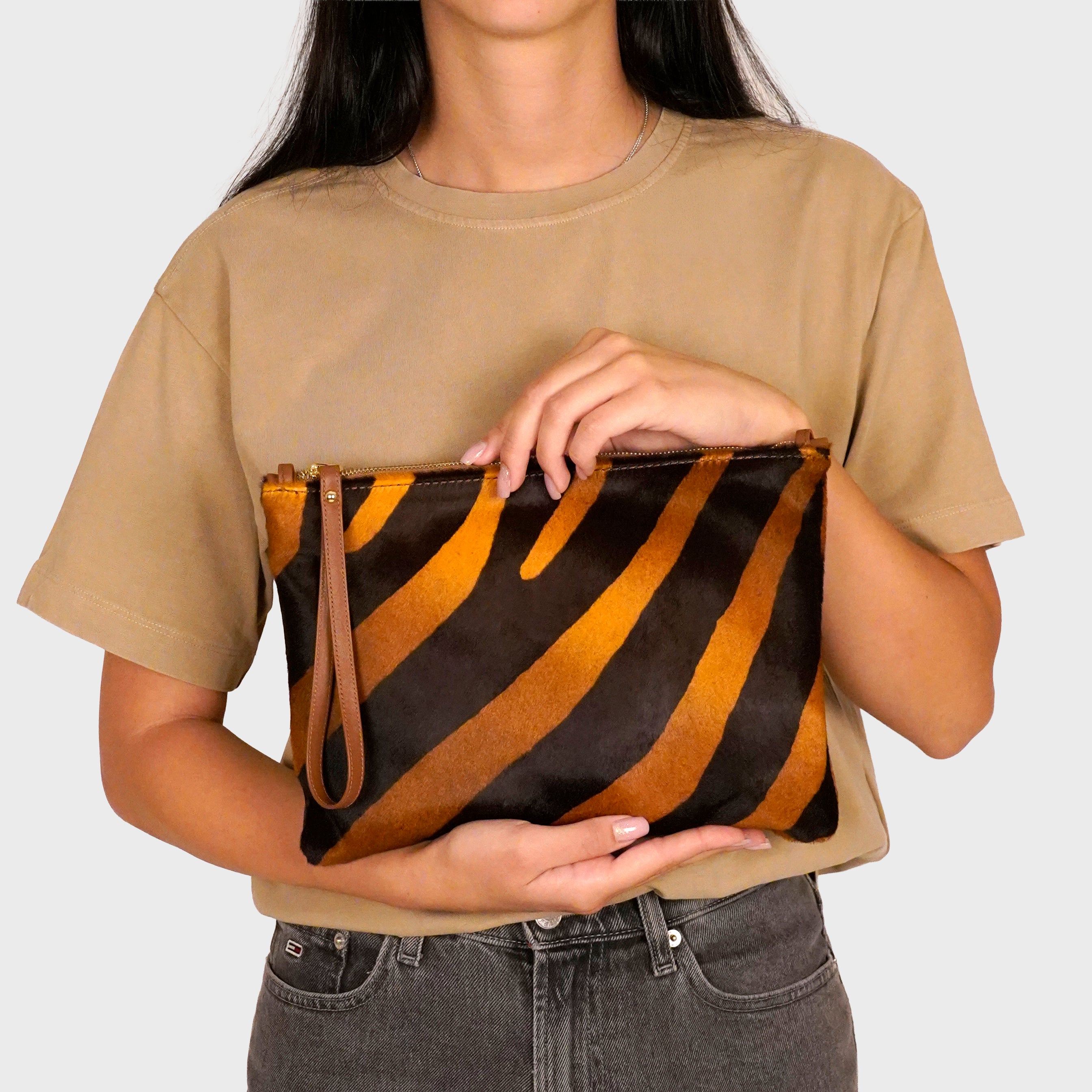 Pochette in cavallino tigrato
